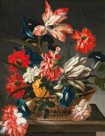 石头架上装饰花瓶里的花`Flowers in a decorative vase on a stone ledge by Francesco Caldei
