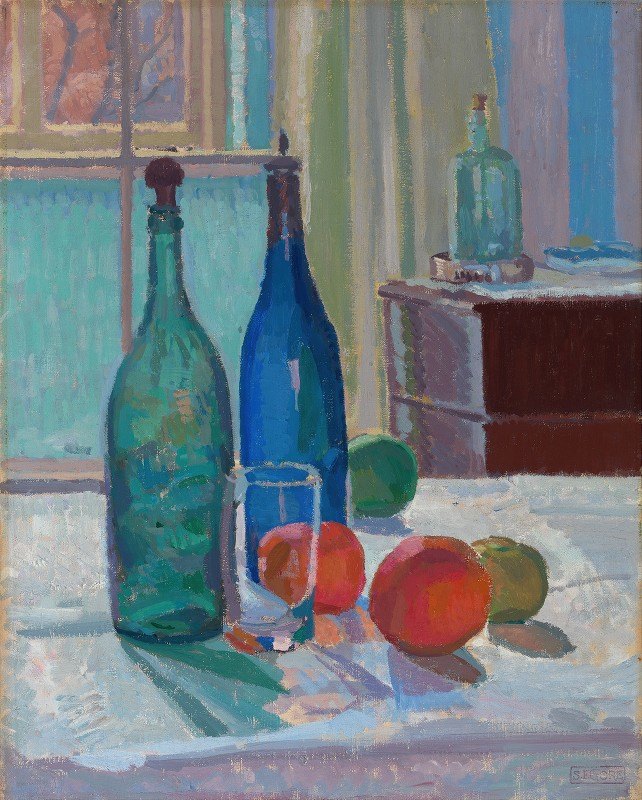蓝色和绿色的瓶子和橘子`Blue and Green Bottles and Oranges (ca. 1914) by Spencer Frederick Gore