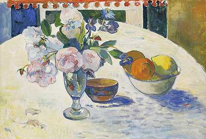 桌子上放着鲜花和一碗水果`Flowers and a Bowl of Fruit on a Table by Paul Gauguin