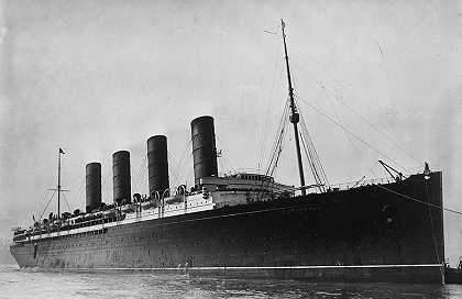 卢西塔尼亚号即将进港，可能在纽约`Lusitania coming into Port, possibly in New York by George Grantham Bain