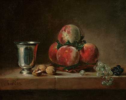 《桃子、银杯、葡萄和核桃的静物》，1760年`Still Life with Peaches, a Silver Goblet, Grapes, and Walnuts, 1760 by Jean-Simeon Chardin