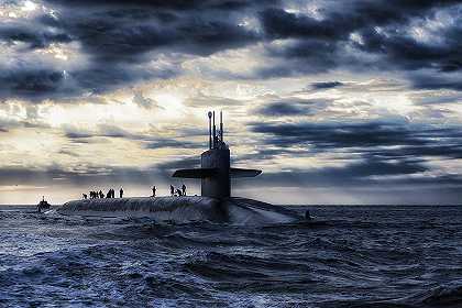 罗得岛号返回海军基地国王湾潜艇`USS Rhode Island Returns to Naval Base Kings Bay, Submarine by American School