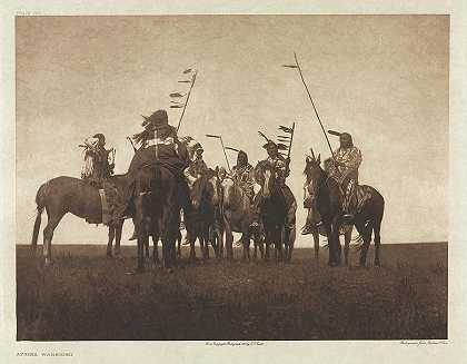 阿特西纳勇士队，1908年`Atsina Warriors, 1908 by Edward Sheriff Curtis