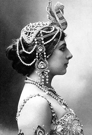 日光`Mata Hari by Historical Photo