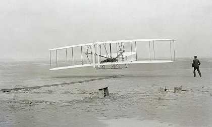 第一次飞行，莱特兄弟`First Flight, Wright Brothers by American History