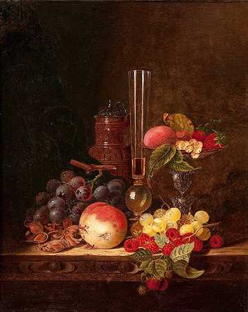 陶瓷壶、酒杯和水果塔扎的静物画`Still Life with Ceramic Jug, Wine Glass, and Tazza with Fruit by Edward Ladell
