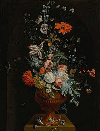 简·范·惠瑟姆（Jan van Huysum）的《石龛前陶土花瓶中的花卉静物》`Still Life Of Flowers In A Terracotta Vase Before A Stone Niche by Jan van Huysum