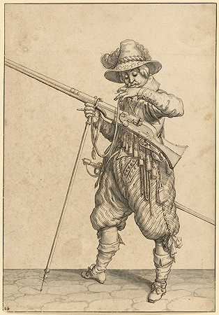 一个守卫着的士兵吹灭了火柴`A Soldier on Guard Blowing the Match (1597) by Jacob de Gheyn II