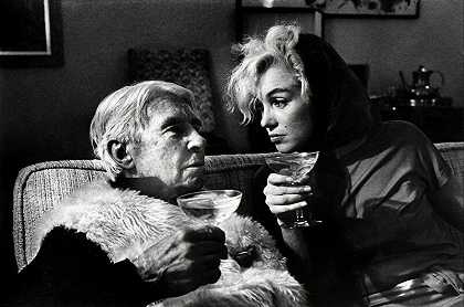 卡尔·桑德伯格和玛丽莲·梦露，1962年 by Arnold Newman