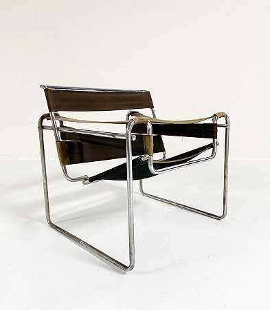早期帆布模特B3“Wassily”椅子，绿色艾森加恩帆布，1927年 by Marcel Breuer