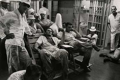 德克萨斯州：拉姆齐监狱重罪犯，六翼牢房区，1968年 by Danny Lyon