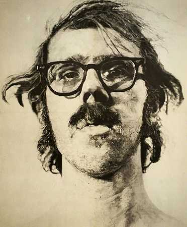Chuck Close大型自画像展览海报，1973年 by Chuck Close