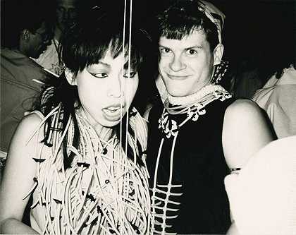 戴维·斯帕达和派对组织者，1984年 by Andy Warhol