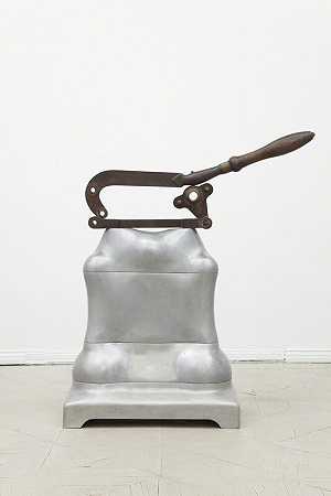 酷刑装置，1970年 by Joachim Bandau