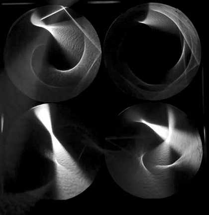 4缸连续灯，1962/2014 by Julio Le Parc