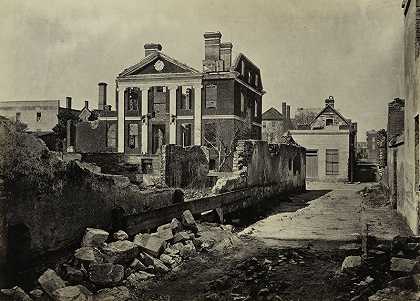 南卡罗来纳州查尔斯顿平克尼大厦的废墟，从谢尔曼竞选（1865年）的照片看 by George N. Barnard
