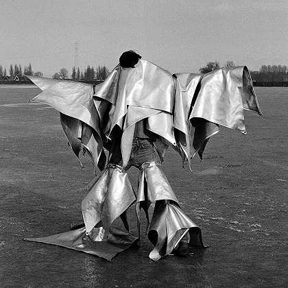 《冰上》（1978/2015） by Vera Chaves Barcellos