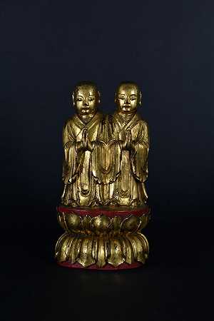 中国清代两罗汉镀金塑像（1644-1911） by Unknown