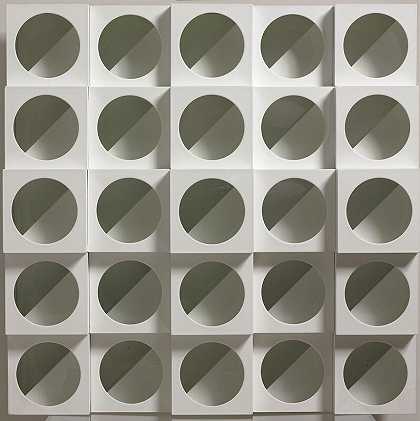 Inter-ENA Cube（1969） by Paolo Scheggi