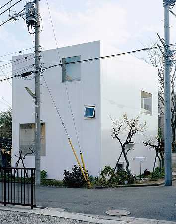 东京梅林别墅（1999-2004） by Kazuyo Sejima