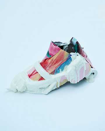 Hlér Shoe（2021） by Victor Miklos Andersen, Aske Hvitved