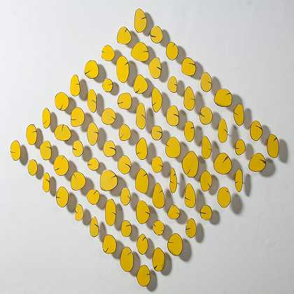黄色菱形（2013） by Carolina Sardi