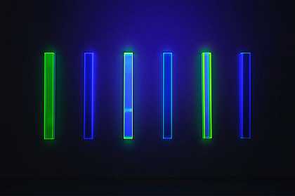 颜色彩虹和缎面布鲁塞尔（2018） by Regine Schumann
