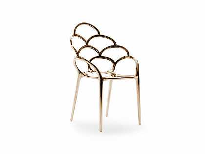 \\“阿尔皮马尔”椅（2019年） by Barberini & Gunnell