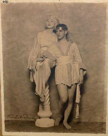 露丝·圣丹尼斯和特德·肖恩——签名照片（约1920-1930年） by Nickolas Muray