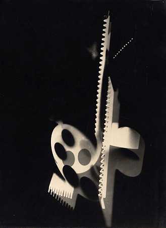 Rayogram（grater）（约1929年） by Man Ray