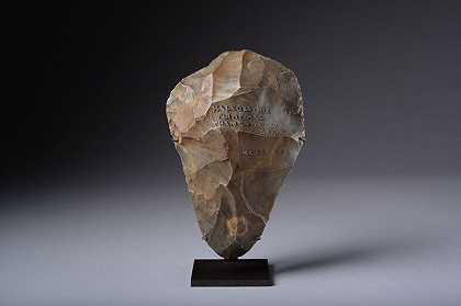 旧石器时代的手斧 by Anonymous