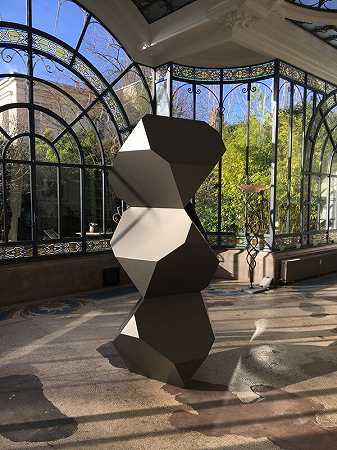 三个立方体（2006） by Norman Dilworth