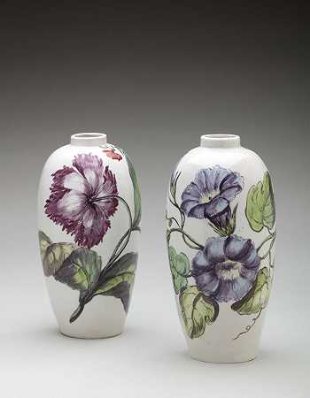 一对花瓶（约1755年） by Bow Porcelain Manufactory