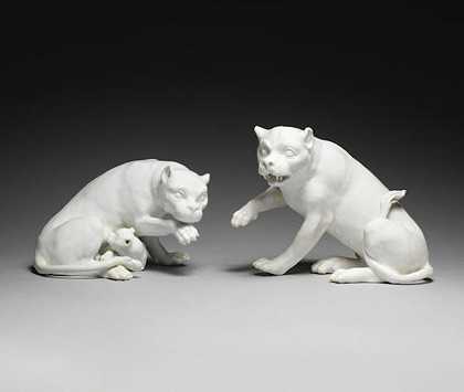 一对豹子（约1740年） by Meissen Porcelain Manufactory