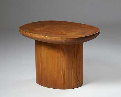 《偶尔的桌子》（1932年） by Axel Einar Hjorth