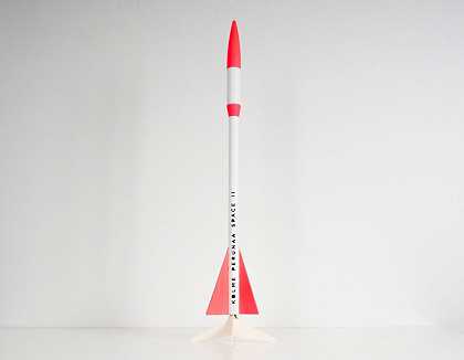 Kolme Perunaa Space II（飞行火箭+飞行火箭照片+飞行证书）（2018年） by Axel Straschnoy