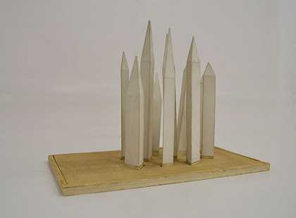 十座尖塔（模特）（约1963-70年） by Mathias Goeritz