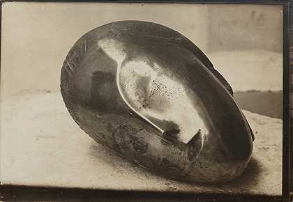 沉睡的缪斯女神，抛光青铜，约1910年 – 康斯坦丁·布朗库西
