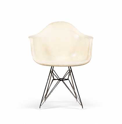 DAR扶手椅（餐椅杆），1948-1950年左右创建的模特 – 查尔斯和雷·埃姆斯