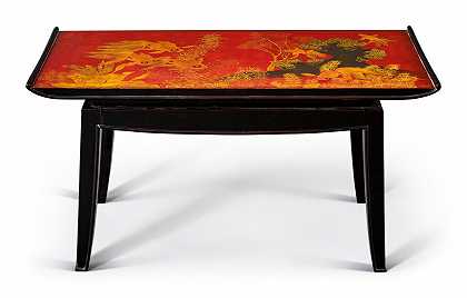 A lacquer coffee table with a lacquer table-top panel decorated with fish 漆畫桌子, 桌上漆畫畫板彩繪金魚 – 张文庆