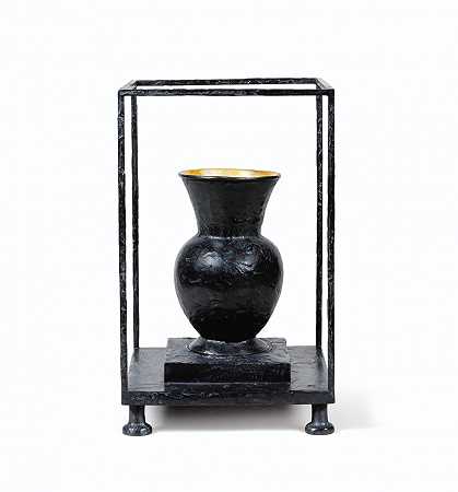 玻璃花瓶，2000年 – 休伯特·勒加尔